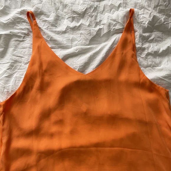 Orange tank top - Picture 2 of 3